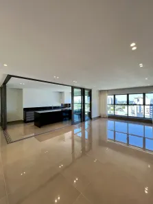 Apartamento com 3 Quartos para alugar, 173m² no Zona 02, Maringá