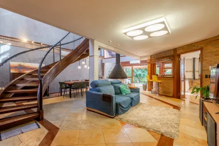 Casa com 3 Quartos à venda, 375m² no Vila Jardim, Porto Alegre