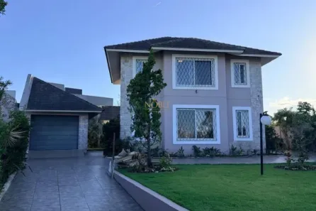 Casa com 4 Quartos à venda, 243m² no Torres, Torres