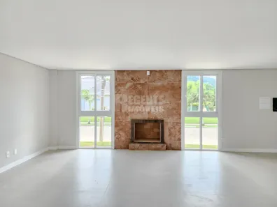 Casa de Condomínio com 3 Quartos à venda, 250m² no Saco Grande, Florianópolis