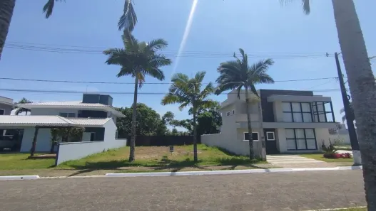 Lote/Terreno à venda, 372m² no Barra do Saí, Itapoá