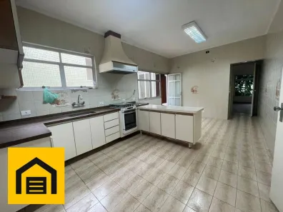 Casa com 4 Quartos à venda, 385m² no Vila Gilda, Santo André