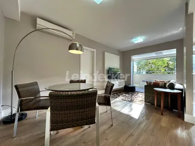 Apartamento com 1 Quarto para alugar, 56m² no Três Figueiras, Porto Alegre