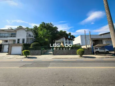 Casa com 3 Quartos à venda, 104m² no Iririú, Joinville
