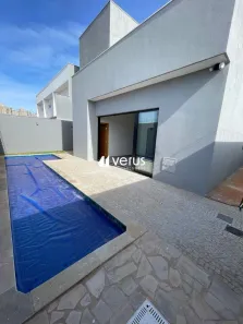 Casa com 3 Quartos à venda, 157m² no Novo Mundo, Uberlândia