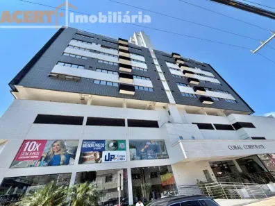 Sala Comercial à venda, 32m² no Coqueiros, Florianópolis