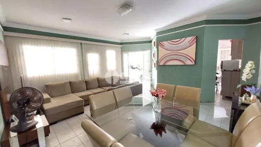 Casa com 3 Quartos à venda, 350m² no Jardim das Palmeiras, Uberlândia