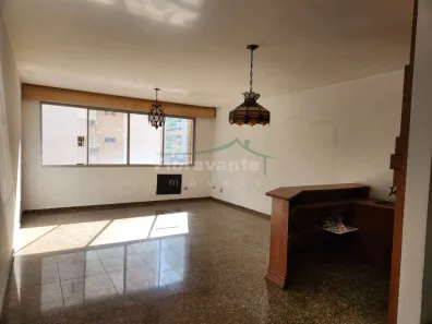 Apartamento com 3 Quartos à venda, 190m² no Gonzaga, Santos