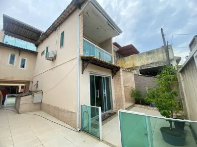 Casa de Condomínio com 4 Quartos à venda, 274m² no Bangu, Rio de Janeiro