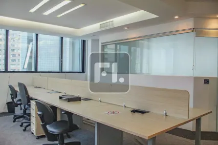 Sala Comercial para alugar, 575m² no Vila Nova Conceição, São Paulo