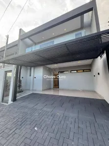 Sobrado com 3 Quartos à venda, 134m² no Neva, Cascavel