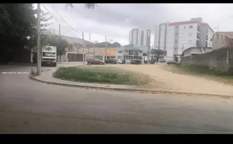 Lote/Terreno à venda, 700m² no Jardim Refúgio, Sorocaba