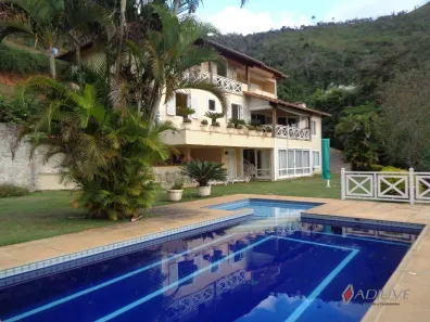 Casa de Condomínio com 5 Quartos para alugar, 400m² no Nogueira, Petrópolis