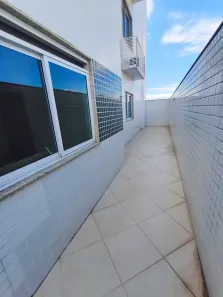 Apartamento com 2 Quartos para alugar, 85m² no Riviera Fluminense, Macaé