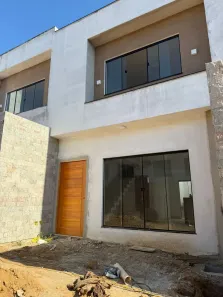Casa com 2 Quartos à venda, 77m² no Riviera Fluminense, Macaé