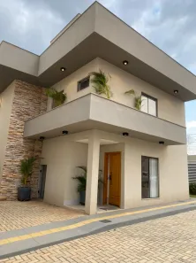 Casa de Condomínio com 3 Quartos à venda, 119m² no Jardim Imperial, Aparecida de Goiânia
