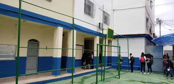 Prédio Comercial com 10 Quartos à venda, 750m² no Jardim Alcântara, São Gonçalo