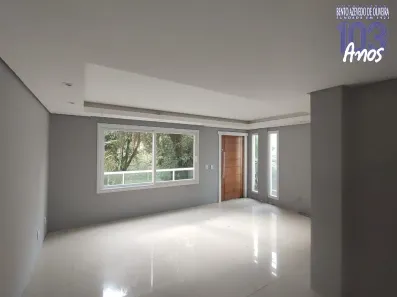 Casa com 3 Quartos à venda, 223m² no Cavalhada, Porto Alegre