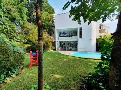 Sobrado com 3 Quartos à venda, 500m² no Jardim Leonor, São Paulo