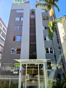 Apartamento com 2 Quartos para alugar, 75m² no Água Verde, Curitiba