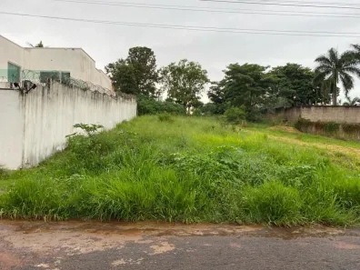 Lote/Terreno à venda, 360m² no Jardim Inconfidência, Uberlândia