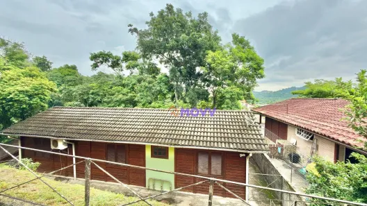 Casa de Condomínio com 4 Quartos à venda, 150m² no Sapê, Niterói