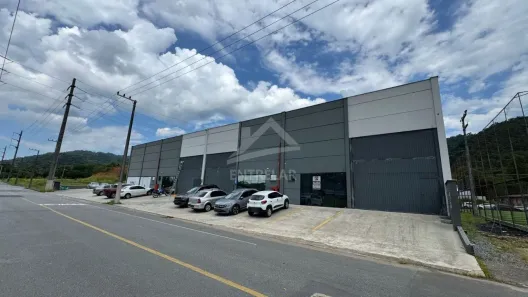 Galpão/Depósito/Armazém para alugar, 250m² no Barra do Rio Cerro, Jaraguá do Sul