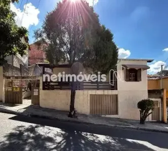 Casa com 3 Quartos à venda, 200m² no Lajedo, Belo Horizonte