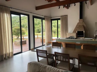 Casa de Condomínio com 3 Quartos à venda, 237m² no Rancho Queimado, Rancho Queimado