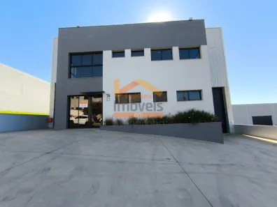 Galpão/Depósito/Armazém para alugar, 700m² no CINTEC - Centro Industrial e Tecnológico de Santa Bárbara D'Oeste, Santa Bárbara D'Oeste