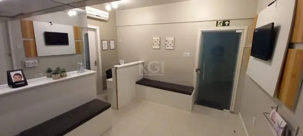 Sala Comercial com 1 Quarto para alugar, 92m² no Centro Histórico, Porto Alegre