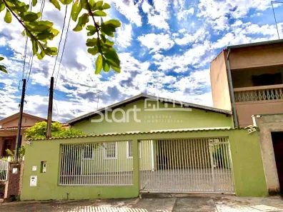 Casa com 3 Quartos à venda, 300m² no Vila Maria Eugênia, Campinas