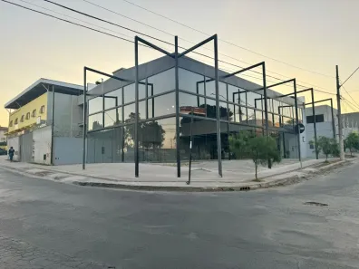 Galpão/Depósito/Armazém para alugar, 405m² no Parque Xangri-Lá, Contagem