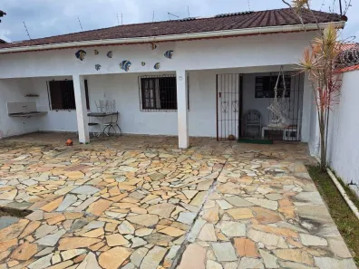 Casa com 3 Quartos à venda, 355m² no Balneário Tupy, Itanhaém