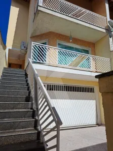 Sobrado com 3 Quartos à venda, 240m² no Vila Irmãos Arnoni, São Paulo