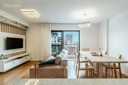 Apartamento com 2 Quartos à venda, 66m² no Centro, Curitiba