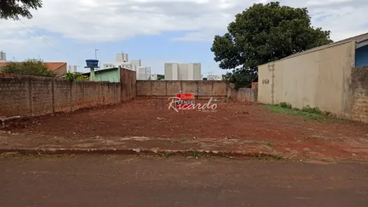 Lote/Terreno à venda, 407m² no Jardim Primavera, Arapongas