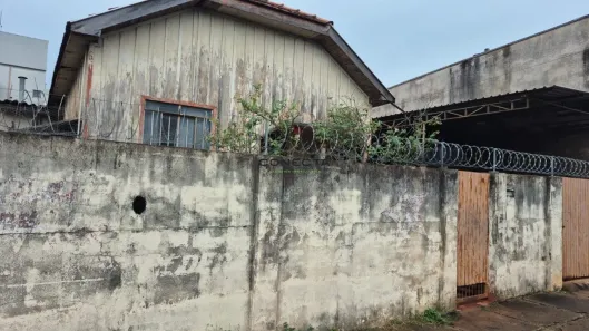 Lote/Terreno à venda, 180m² no Centro, Londrina
