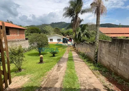 Fazenda/Sítio com 3 Quartos à venda, 1000m² no , Sapucaí-Mirim
