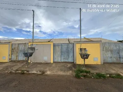 Casa com 2 Quartos à venda, 150m² no Parque Estrela Dalva IX, Luziânia