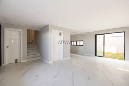 Casa de Condomínio com 3 Quartos à venda, 133m² no Seminário, Curitiba