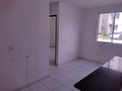 Apartamento com 2 Quartos para alugar, 50m² no Quarenta Horas (Coqueiro), Ananindeua