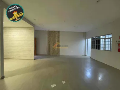 Galpão/Depósito/Armazém para alugar, 150m² no Centro, Divinópolis
