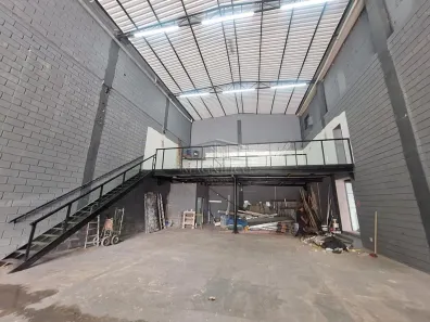 Galpão/Depósito/Armazém para alugar, 1137m² no São José, São Caetano do Sul