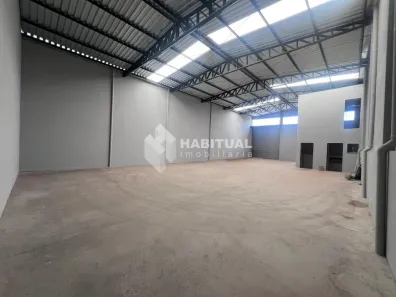 Galpão/Depósito/Armazém para alugar, 300m² no Pacaembu, Uberlândia