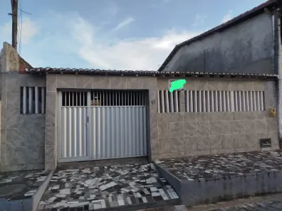 Casa com 2 Quartos à venda, 80m² no Emaús, Parnamirim