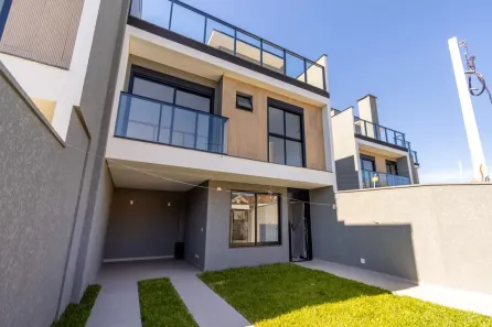Sobrado com 3 Quartos à venda, 157m² no Pilarzinho, Curitiba