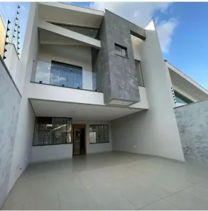 Casa com 4 Quartos à venda, 173m² no Jardim Tóquio, Maringá