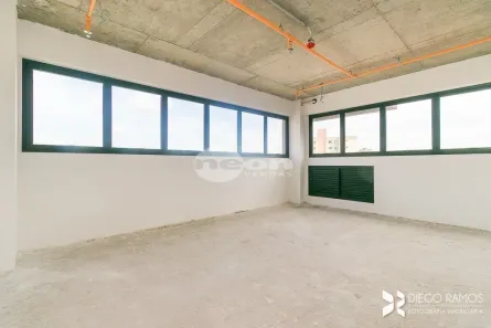 Sala Comercial à venda, 44m² no Vila Assunção, Santo André