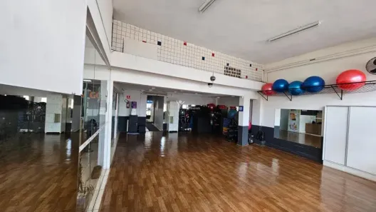 Prédio Comercial à venda, 654m² no Vila Curuçá, Santo André